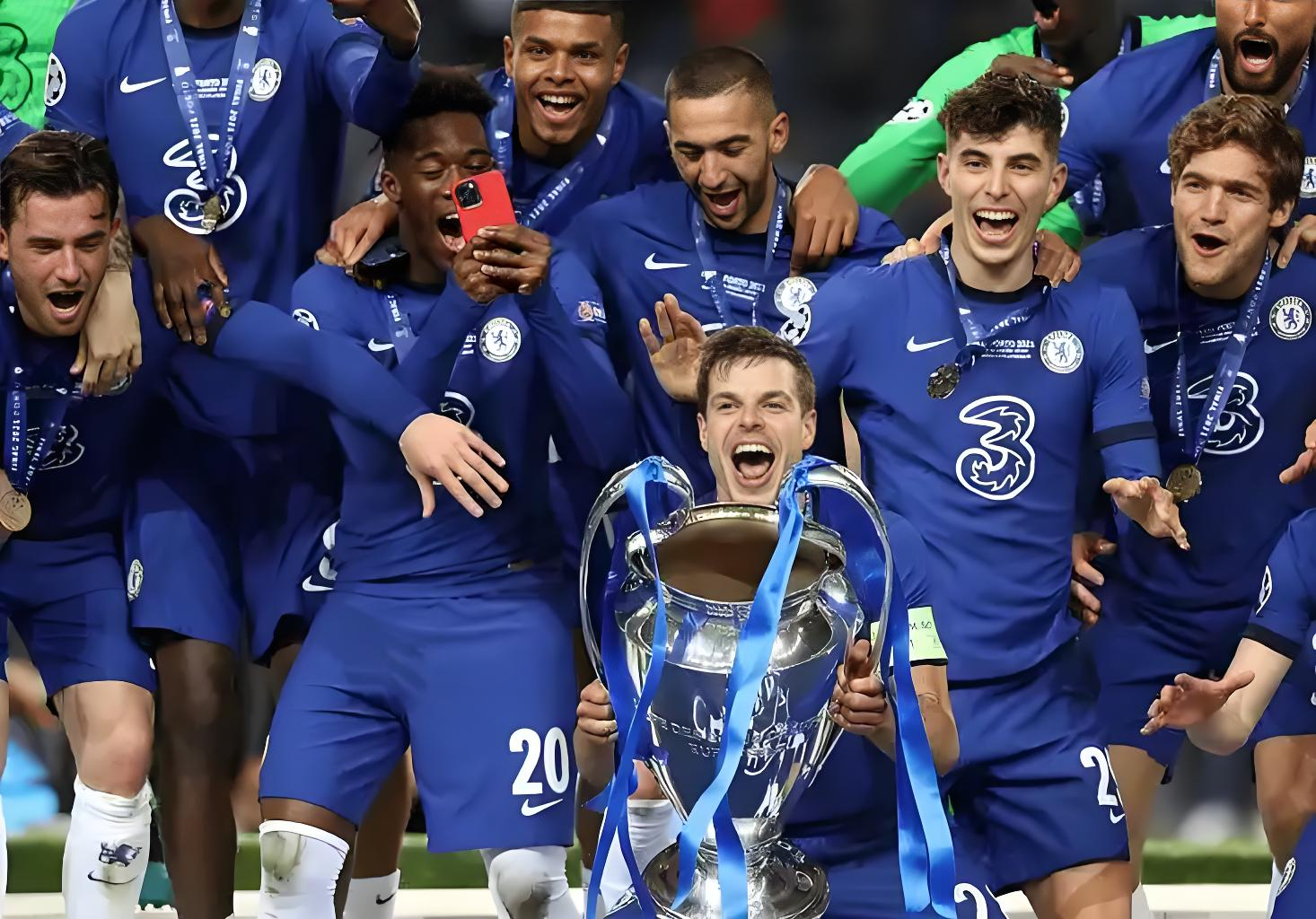 关于今晚体能课后,塞维利亚临场应变备战欧冠,管理层满意,轮换策略成焦点的信息-爱游戏网址